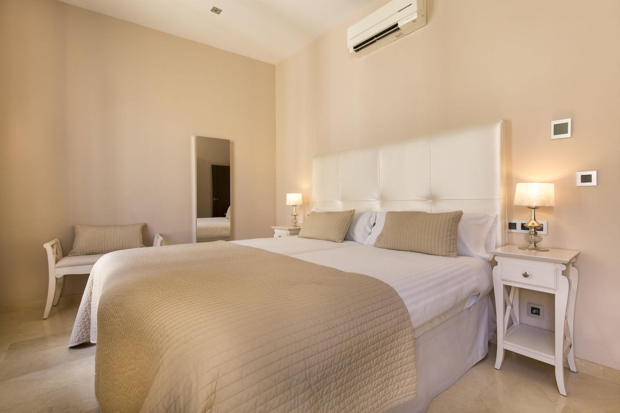 Siloe Plaza Apartment Granada Bagian luar foto