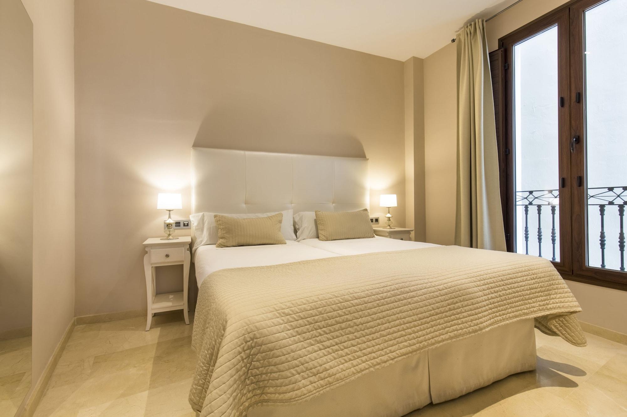 Siloe Plaza Apartment Granada Bagian luar foto